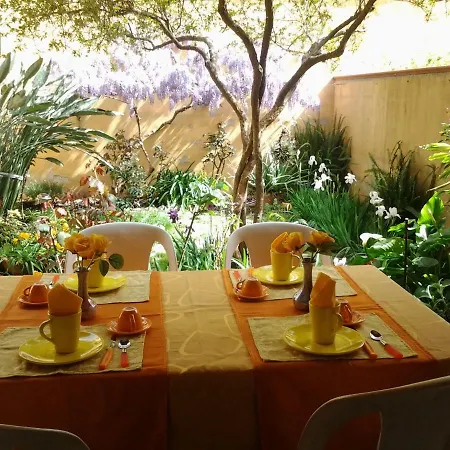 Bed & Breakfast Il Sole Quartu SantʼElena